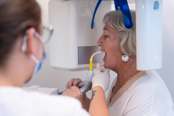 Best Mobile Emergency Dentist in Sidney, IL