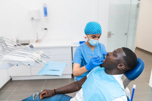 Best Holiday Emergency Dentist in Sidney, IL